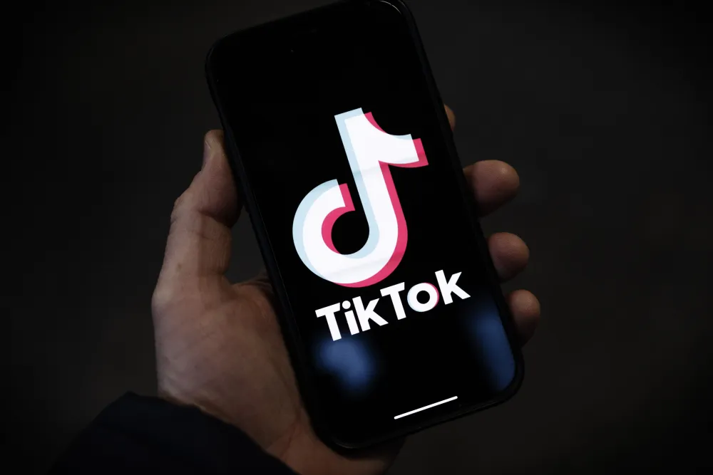 TikTok Political Ads: The Debate Over Allowing Political Discourse on Social Media