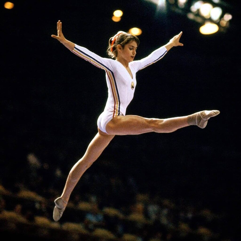 Nadia Comaneci's best 10 in the Olympics, whose coach is Bela Karolyi