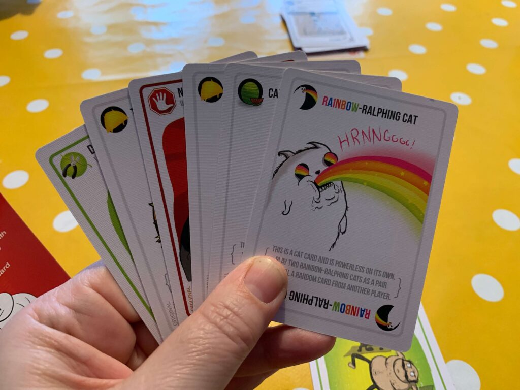 Exploding Kittens game